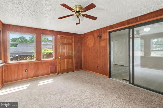 737 FOX CHASE CIR, Bear, DE 19701
