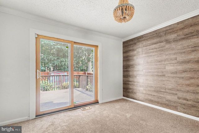 737 FOX CHASE CIR, Bear, DE 19701
