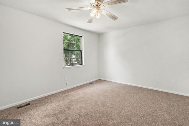 737 FOX CHASE CIR, Bear, DE 19701