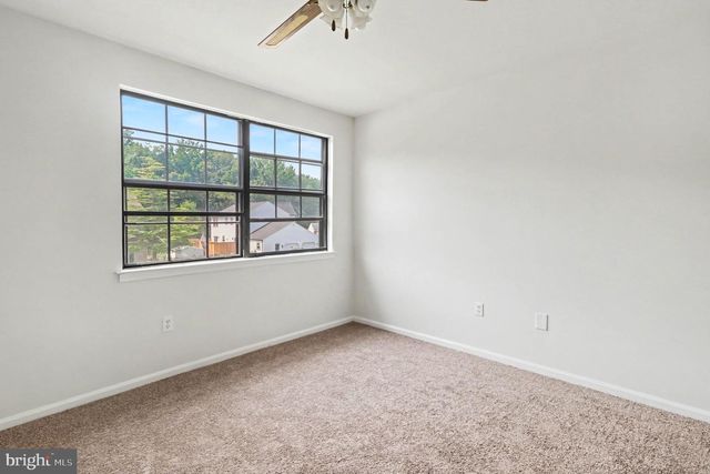 737 FOX CHASE CIR, Bear, DE 19701