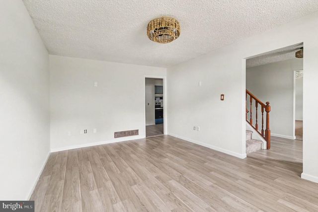 737 FOX CHASE CIR, Bear, DE 19701