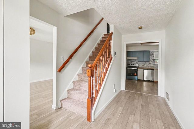 737 FOX CHASE CIR, Bear, DE 19701
