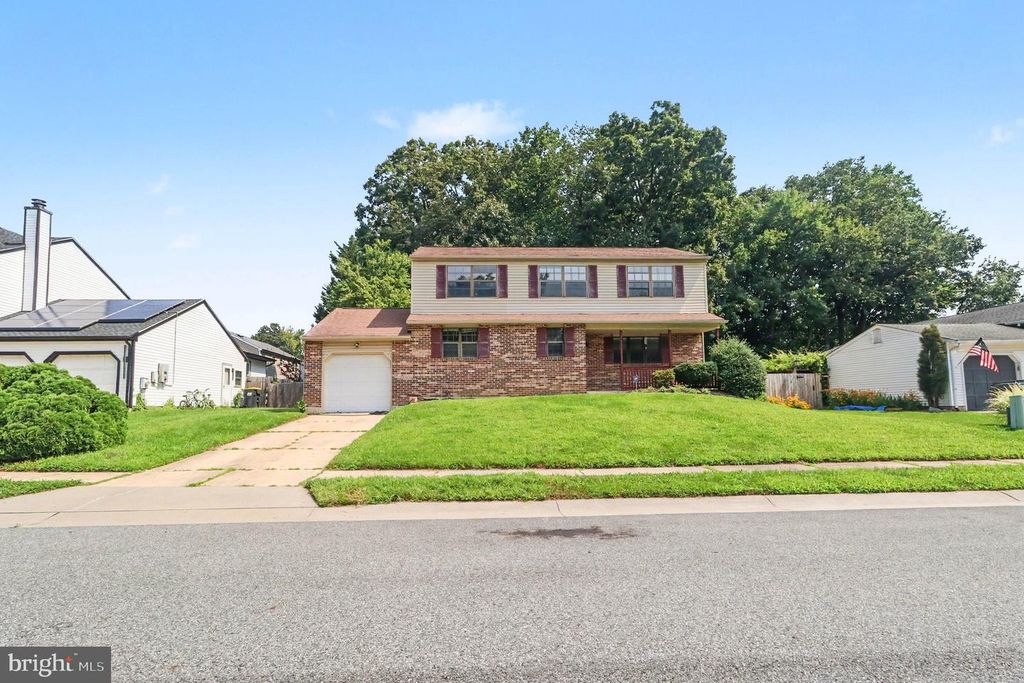 737 FOX CHASE CIR, Bear, DE 19701