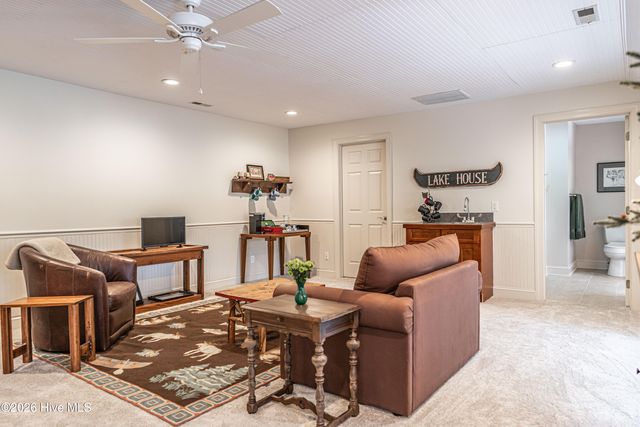 52 Mcmichael Drive, Pinehurst, NC 28374