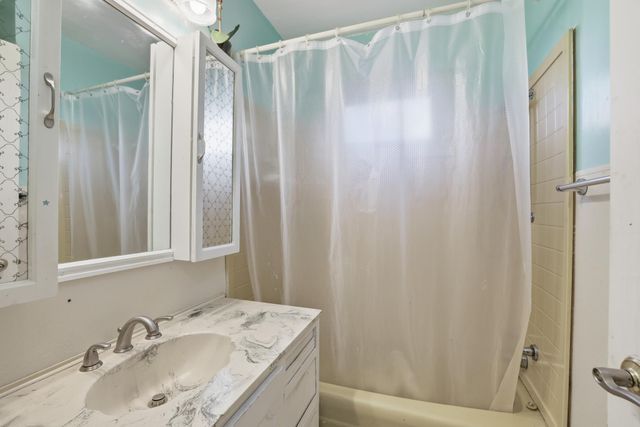 5612 44th Avenue S, Minneapolis, MN 55417