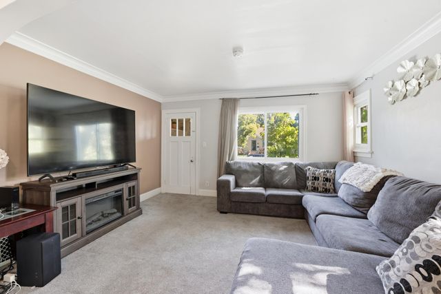 5612 44th Avenue S, Minneapolis, MN 55417