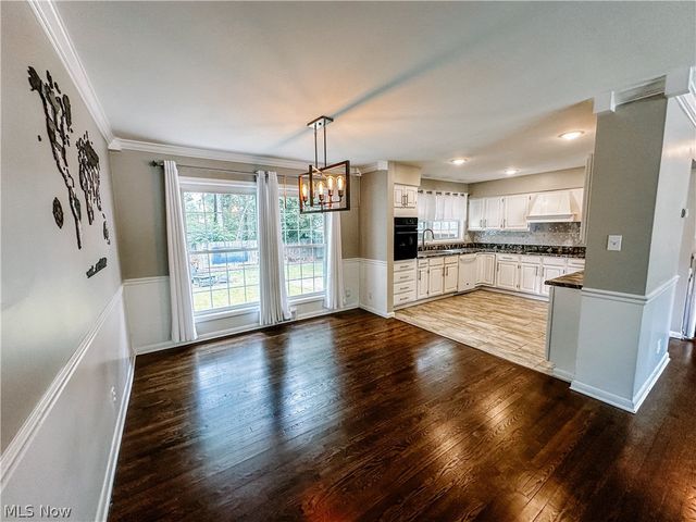 3386 Hendon Circle, Cuyahoga Falls, OH 44221