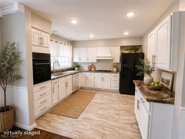 3386 Hendon Circle, Cuyahoga Falls, OH 44221