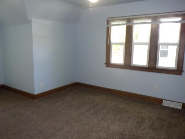 50 PEARL STREET, Clintonville, WI 54929