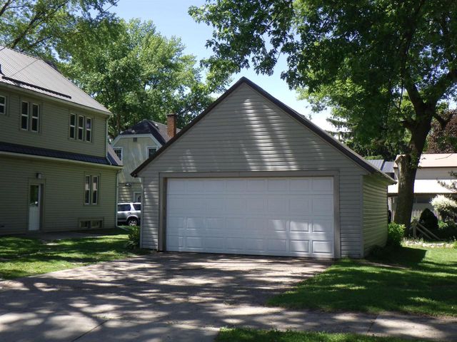 50 PEARL STREET, Clintonville, WI 54929