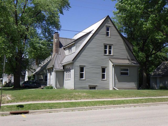 50 PEARL STREET, Clintonville, WI 54929