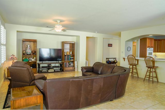 39380 Beringer Drive, Murrieta, CA 92563