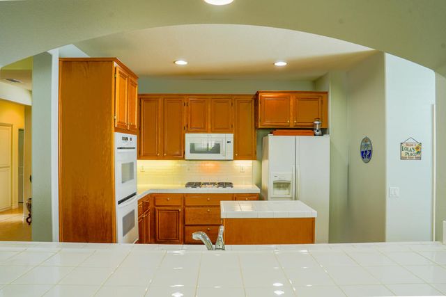 39380 Beringer Drive, Murrieta, CA 92563