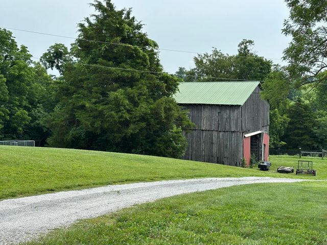 1108 Old Railroad Grade Road, Lancaster, KY 40444