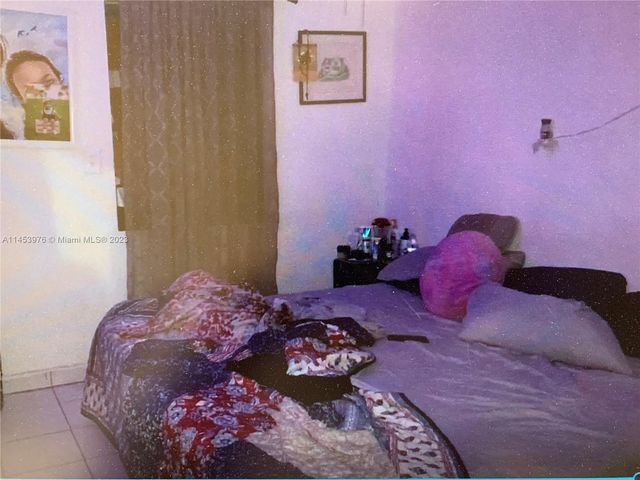 1104 NW 6th St, Miami, FL 33136