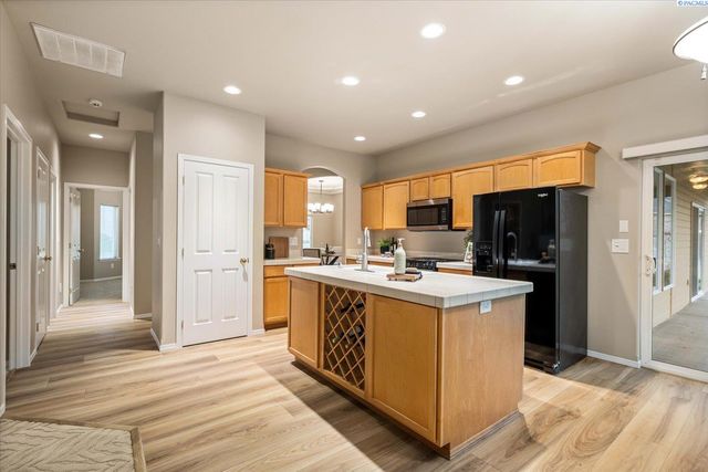 1730 Sagewood Street, Richland, WA 99352