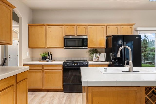 1730 Sagewood Street, Richland, WA 99352