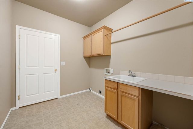 1730 Sagewood Street, Richland, WA 99352