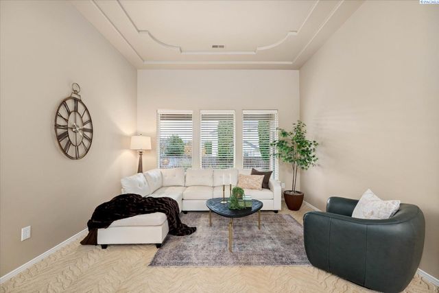 1730 Sagewood Street, Richland, WA 99352