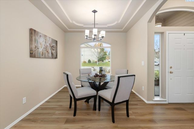 1730 Sagewood Street, Richland, WA 99352