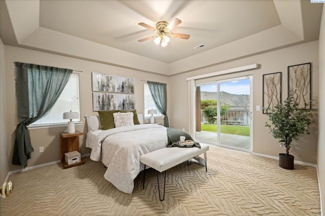 1730 Sagewood Street, Richland, WA 99352