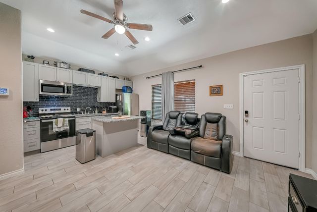 12059 Canal Street, Willis, TX 77318