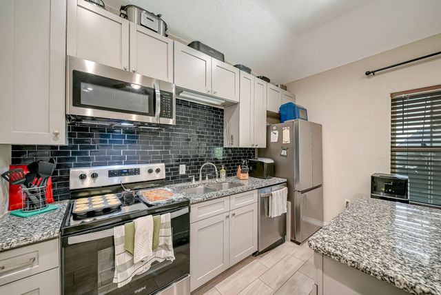 12059 Canal Street, Willis, TX 77318