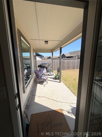 12333 N 132nd Avenue E, Owasso, OK 74021