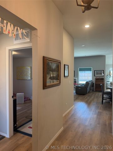 12333 N 132nd Avenue E, Owasso, OK 74021