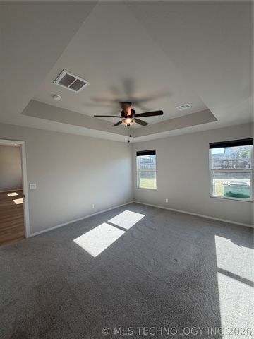 12333 N 132nd Avenue E, Owasso, OK 74021