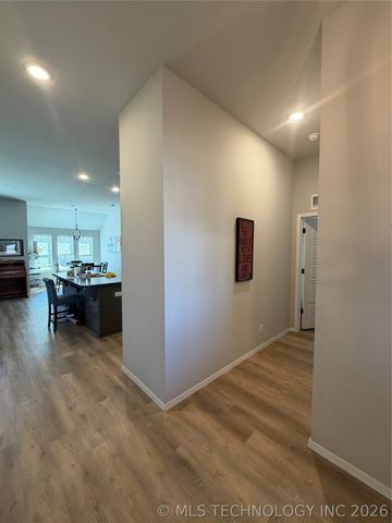 12333 N 132nd Avenue E, Owasso, OK 74021