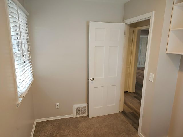 5406 Utah Avenue N, New Hope, MN 55428