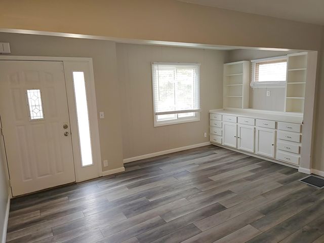 5406 Utah Avenue N, New Hope, MN 55428