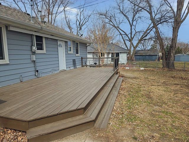 5406 Utah Avenue N, New Hope, MN 55428