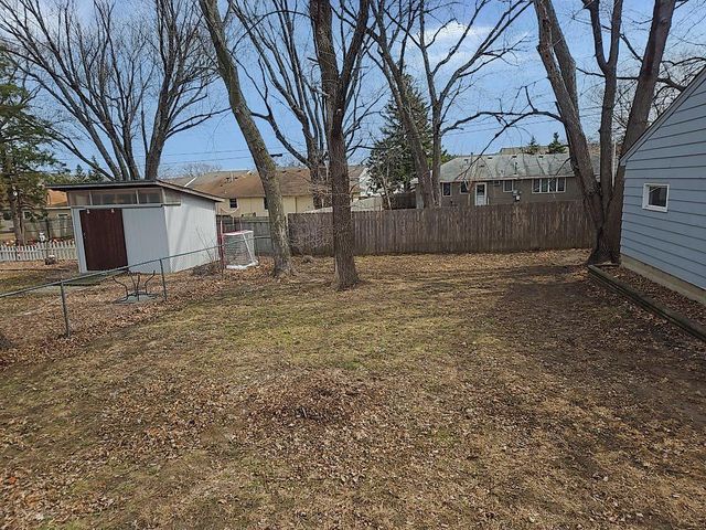 5406 Utah Avenue N, New Hope, MN 55428