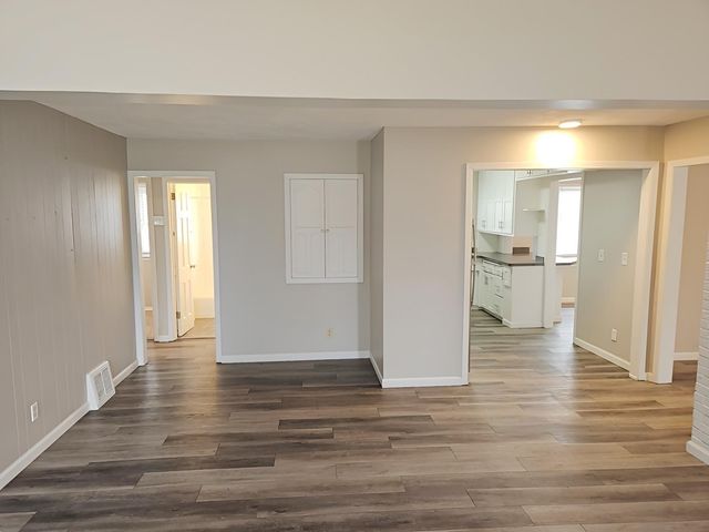 5406 Utah Avenue N, New Hope, MN 55428
