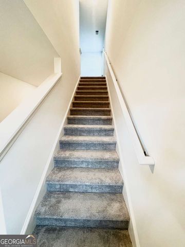 1529 Hay Patch Lane, Loganville, GA 30052