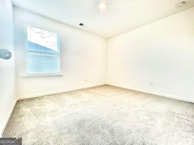 1529 Hay Patch Lane, Loganville, GA 30052