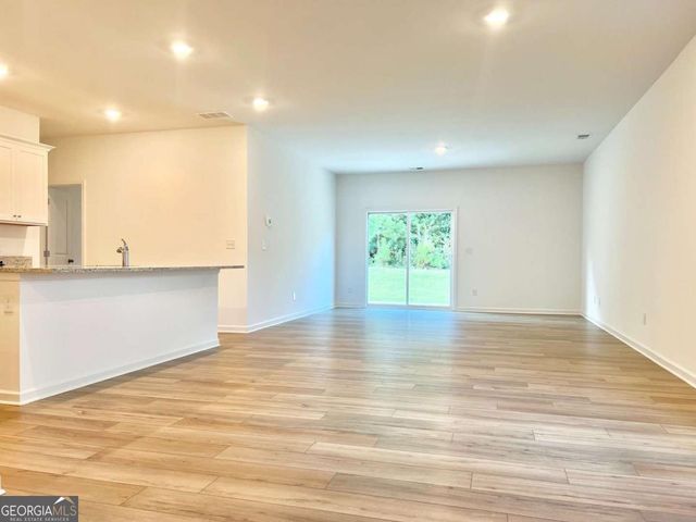 1529 Hay Patch Lane, Loganville, GA 30052