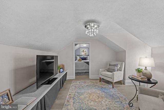 608 MEYERS DR, Baltimore, MD 21228