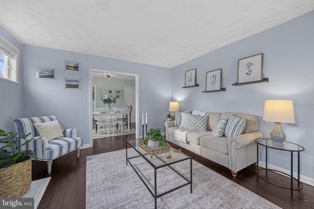 608 MEYERS DR, Baltimore, MD 21228