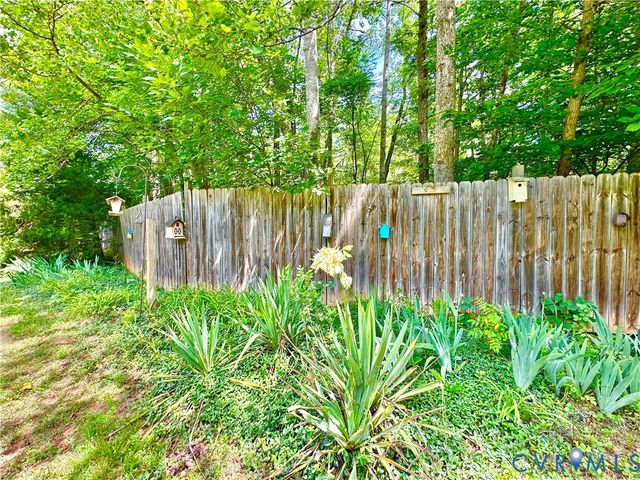 4352 Pierce Rd, Powhatan, VA 23139