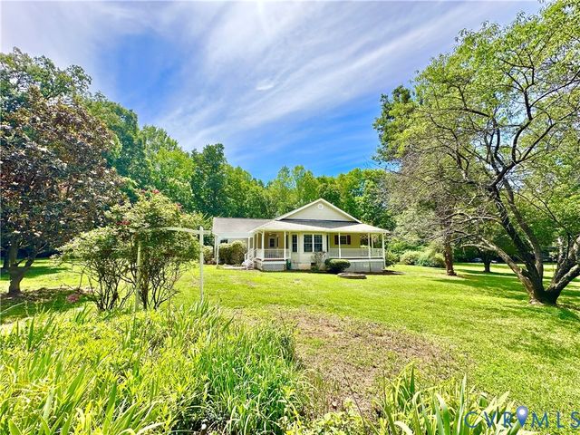 4352 Pierce Rd, Powhatan, VA 23139