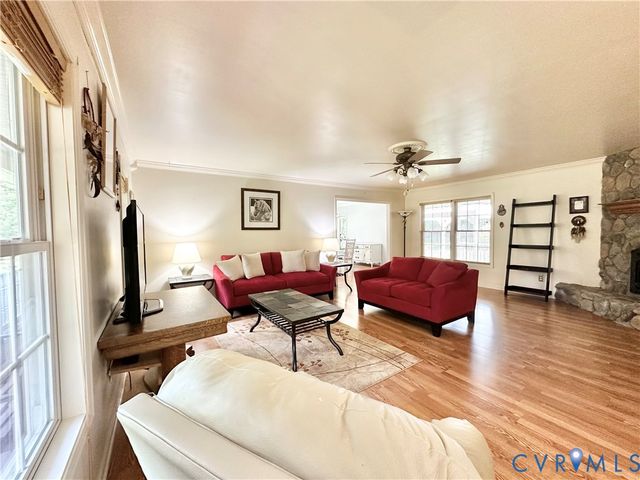 4352 Pierce Rd, Powhatan, VA 23139