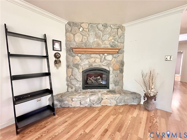 4352 Pierce Rd, Powhatan, VA 23139