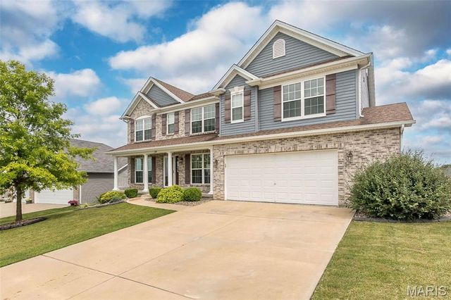 130 Riverdale Woods Circle, O'fallon, MO 63366