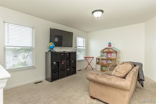 130 Riverdale Woods Circle, O'fallon, MO 63366