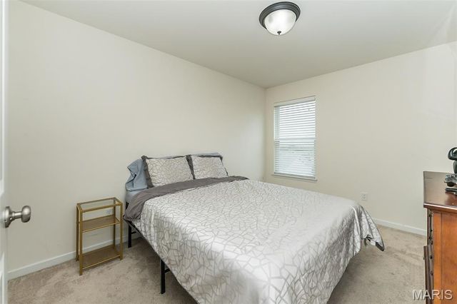 130 Riverdale Woods Circle, O'fallon, MO 63366