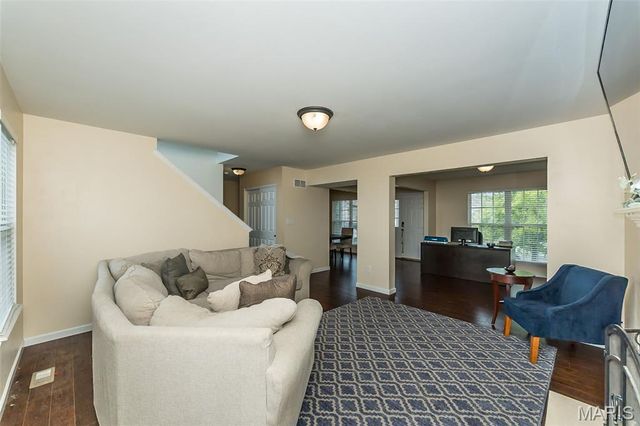 130 Riverdale Woods Circle, O'fallon, MO 63366