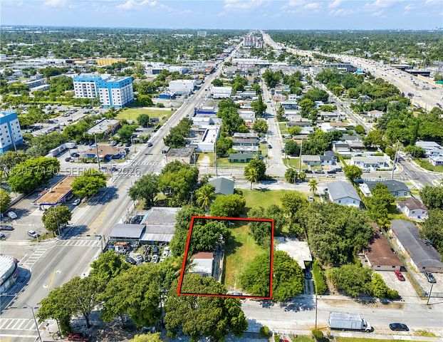 645 NW 65th St, Miami, FL 33150